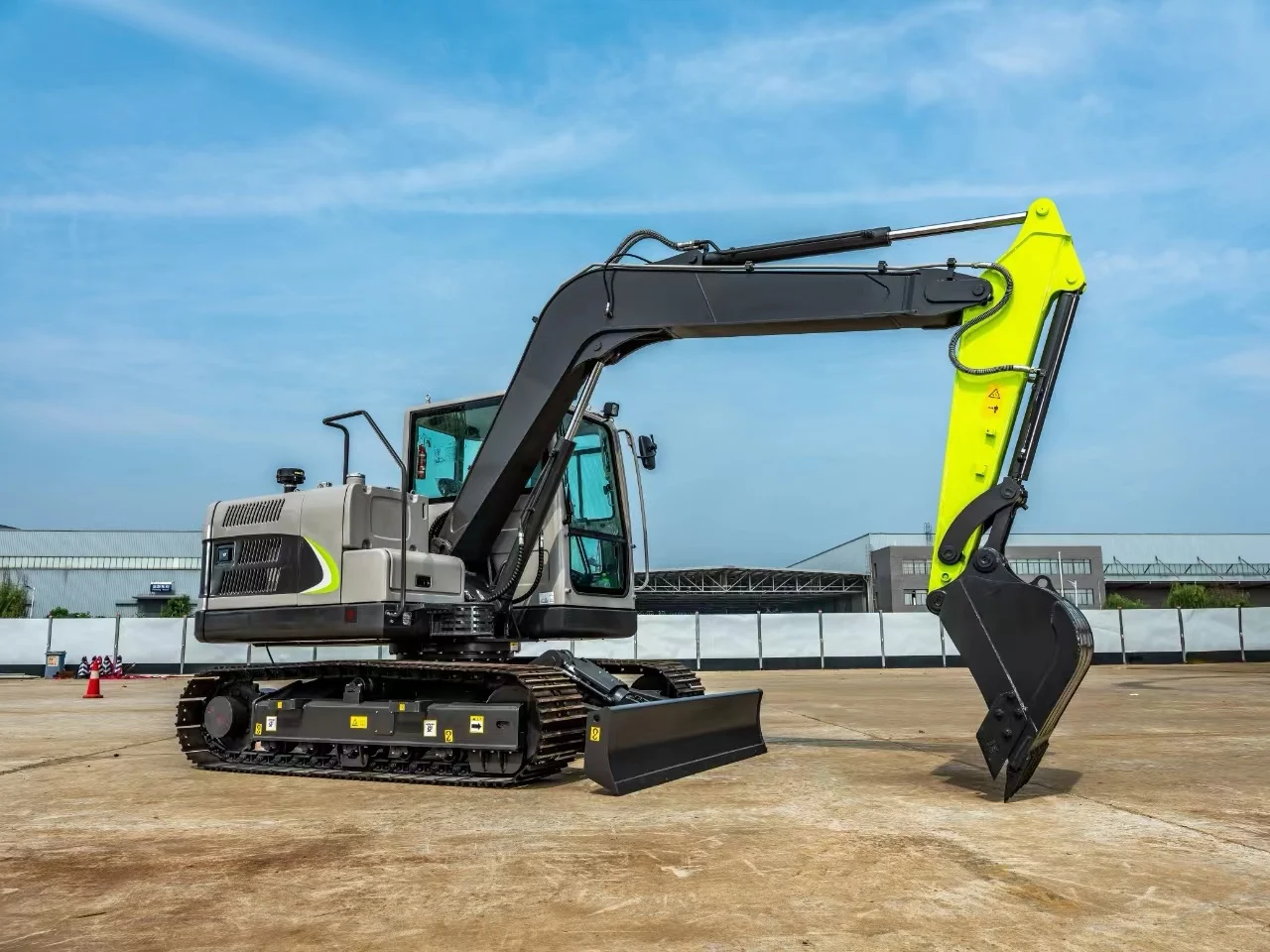 Zoomlion ZE205G Crawler Excavator - 20.5ton High Efficiency