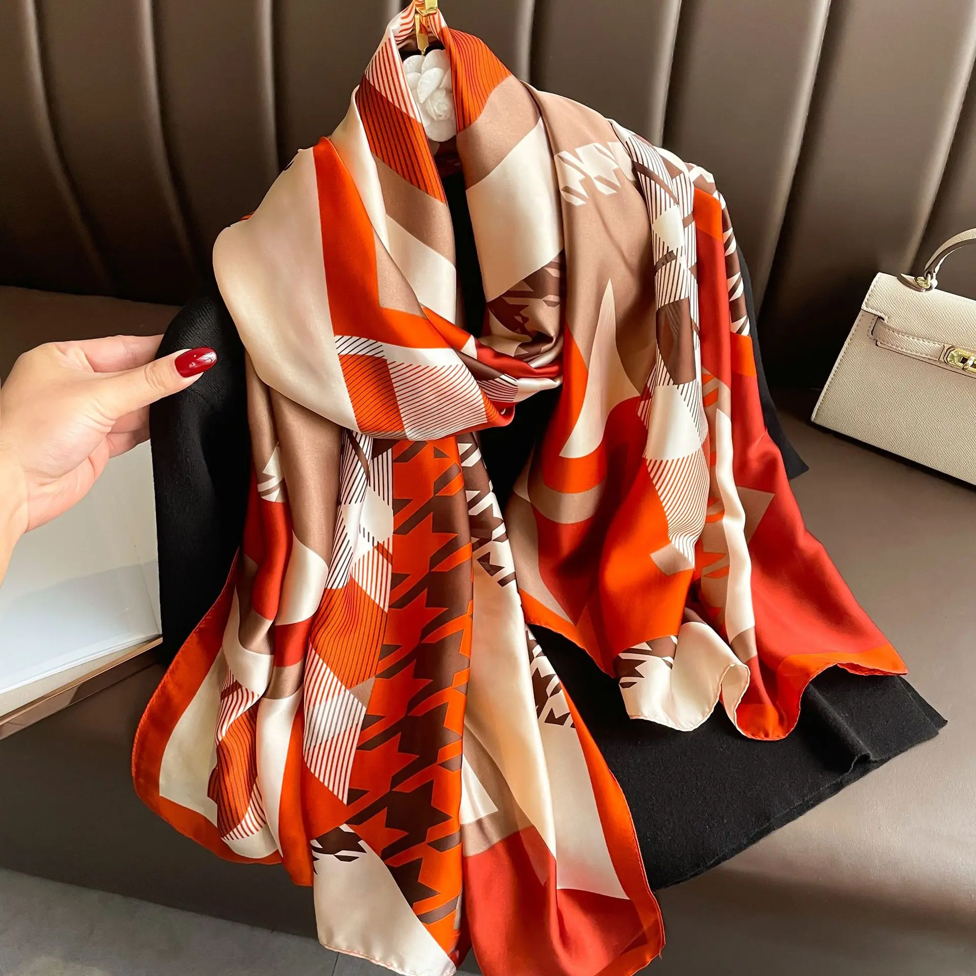 【関税＆送料込み】ChloAC Scarves 61AKJwYzmmL._AC_SY350_QL65_.jpg