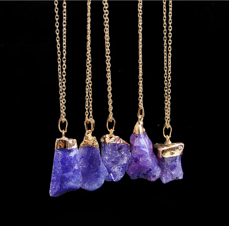 Multi Color Natural Stone Crystal Plain Stone Pendant with Gold Alloy Chain for Sweater Gemstone Raw Rocks Necklace