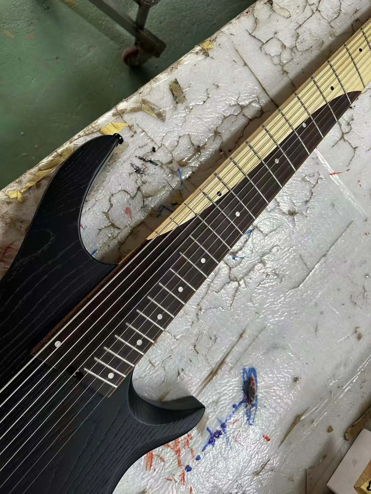 Yin&Yang Custom High Quality 9 String Electric Guitar Headless Guitar Electric Guitar