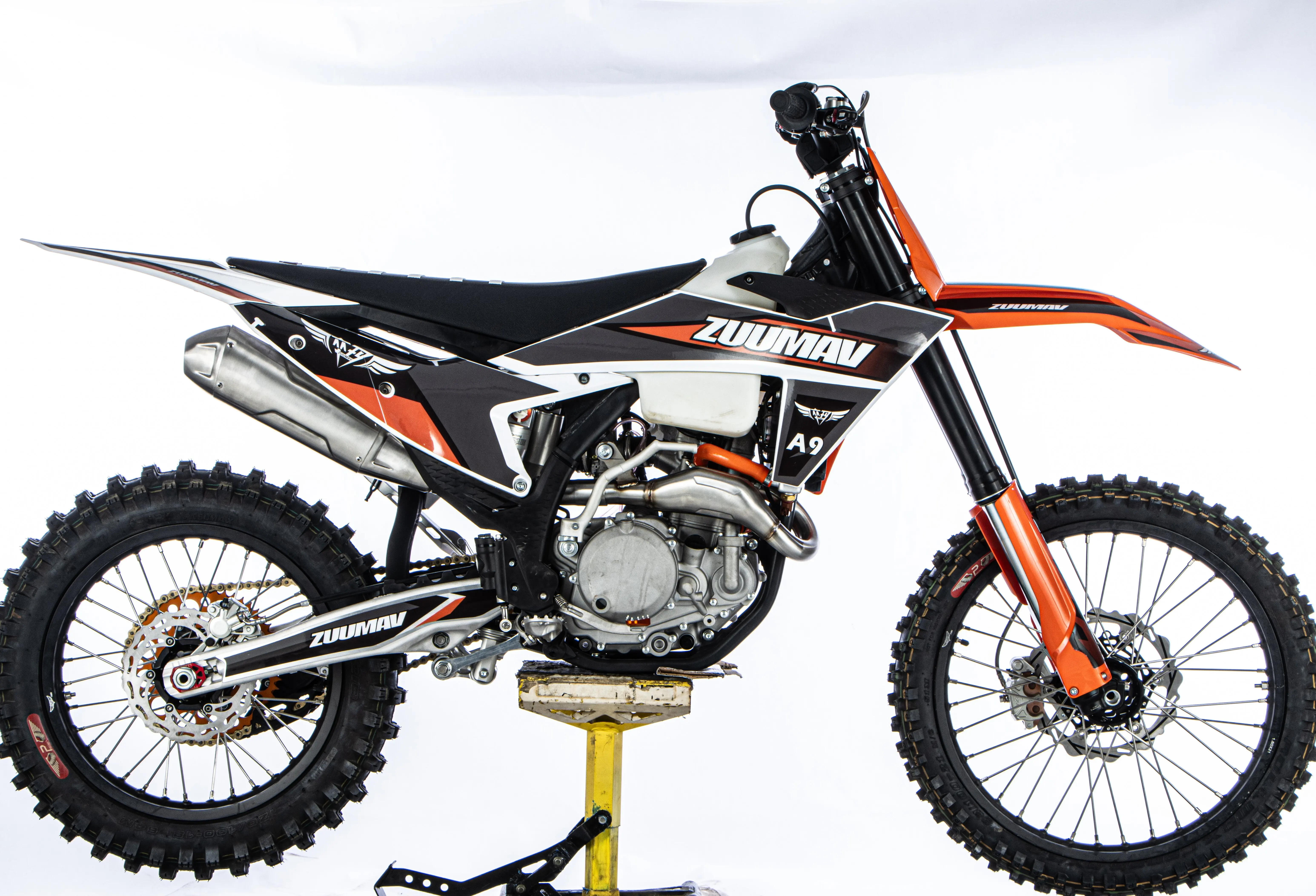 Zuumav Sport Cross Motorcycle 300cc - Durable & Fast