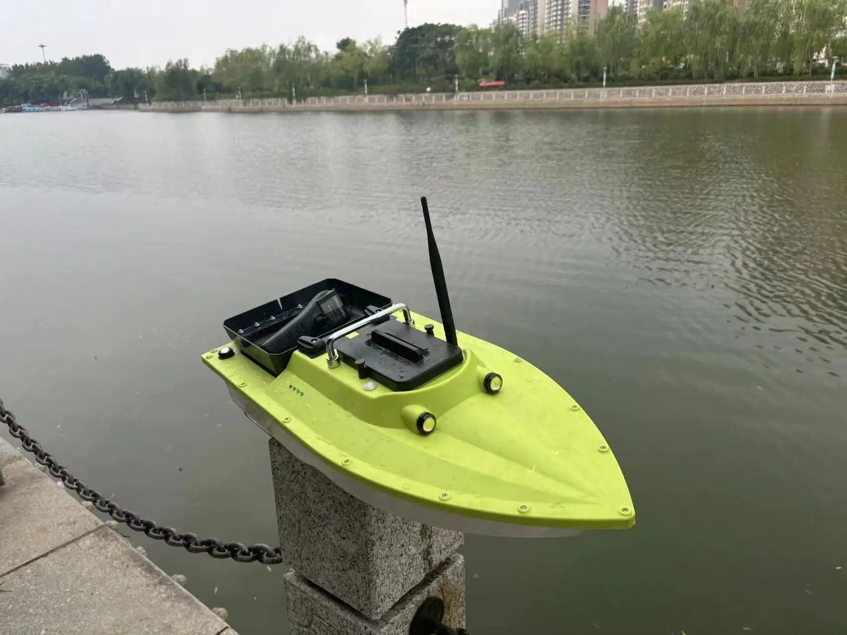 High Quality Customised Remote Control Bait Boat Shell for Carp Fishing Made in China