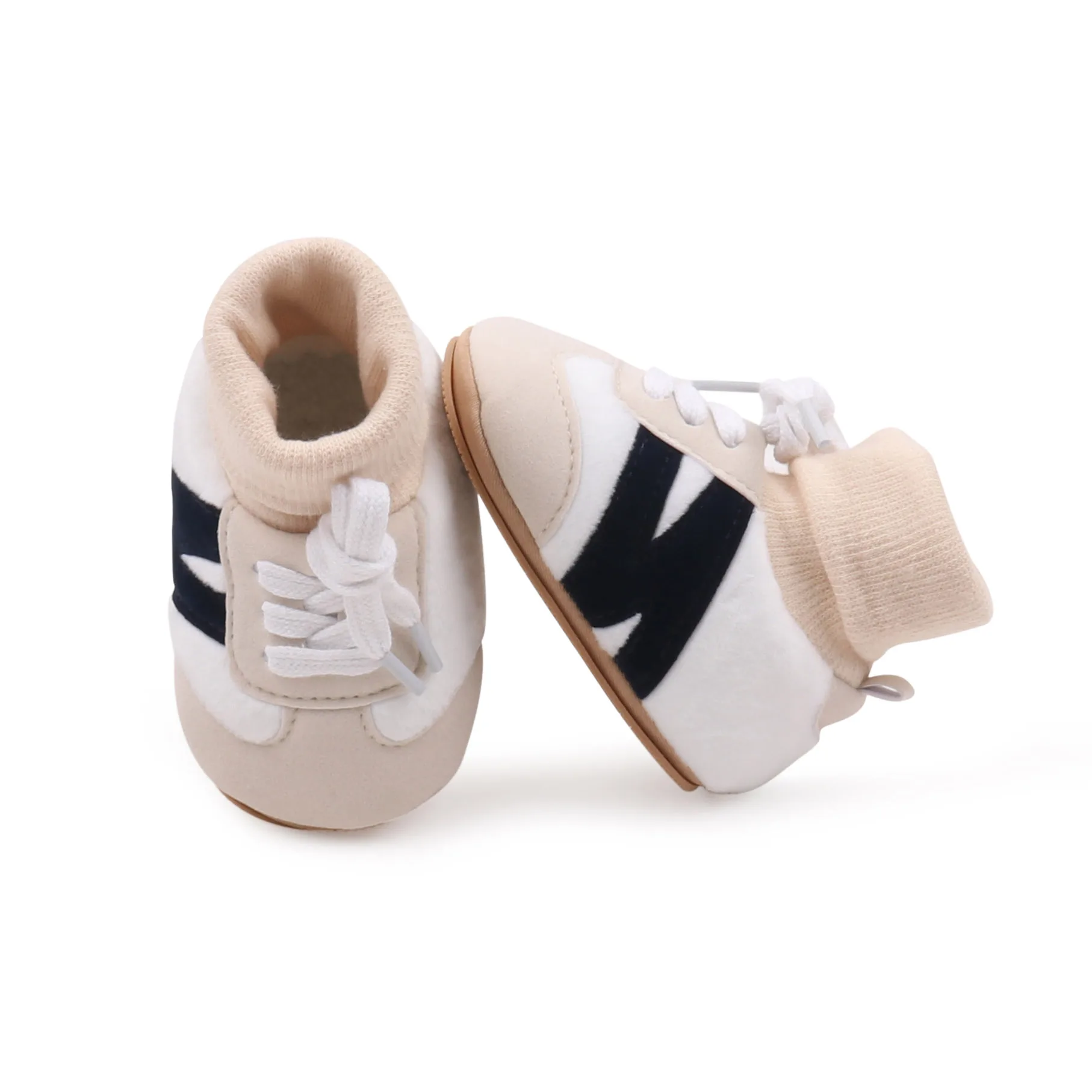Autumn and Winter Warm Newborn Baby Walking Socks Shoes Cute and Comfortable Walking Shoes details