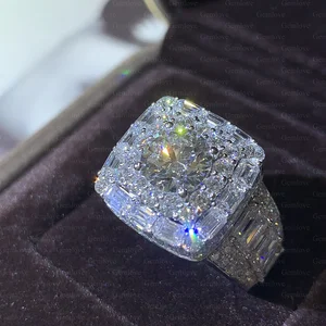 14K/18K white gold men's ring, featuring a 2.02ct lab-grown round diamond in a prong setting, suitable for all occasions