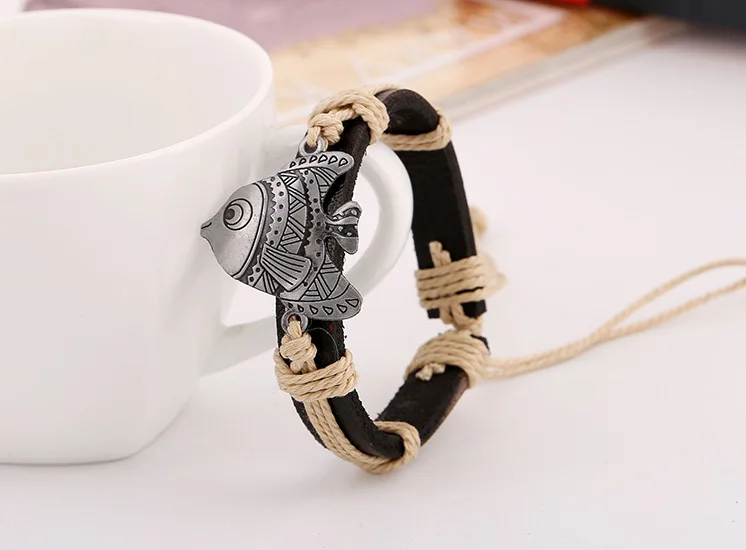 Jesus Fish Christian Symbol Bracelet Handmade Punk Woven Leather Bracelet Men's and Women's Cuff Jewelry