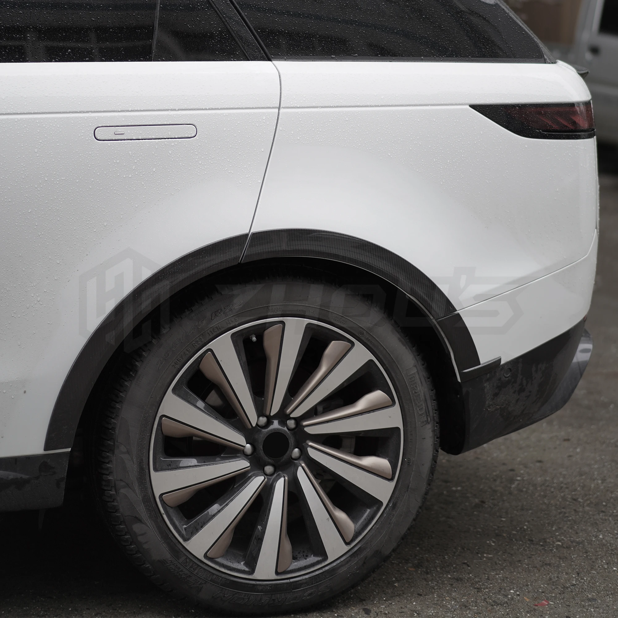 Car Accessories Customized Car Front Bumper Car Modification Parts Body Kit for Land Rover Range Rover Sport 2023