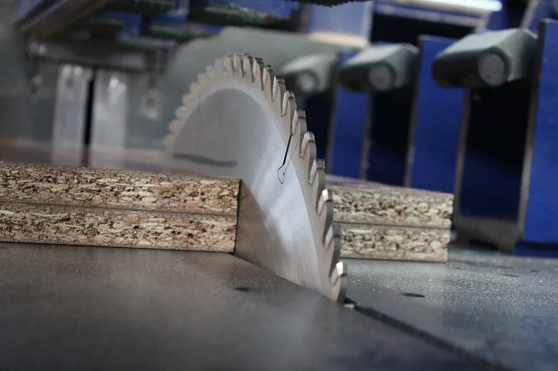 Automatic High Efficiency Cutting Machine Precision Woodworking Panel Saw for Sale