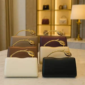 Wedding Party Clutch Handbags and Purse Wholesales Fashion Pu Leather Ladies Chain Evening Bag Luxury Small Women Clutch Bag