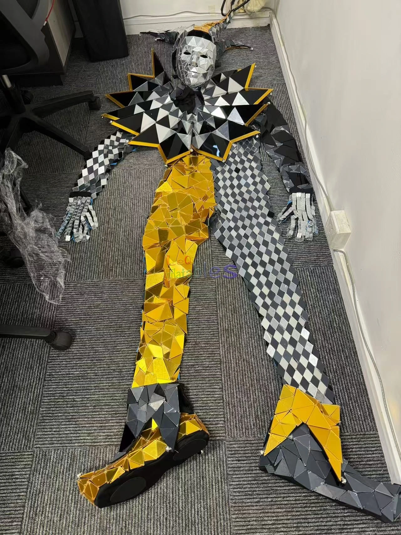 Männliche Voll Farben Funkeln Des Reflektieren Des Spiegel Kostüm Clowns Piegel Kostüm Für Bühnen Performance