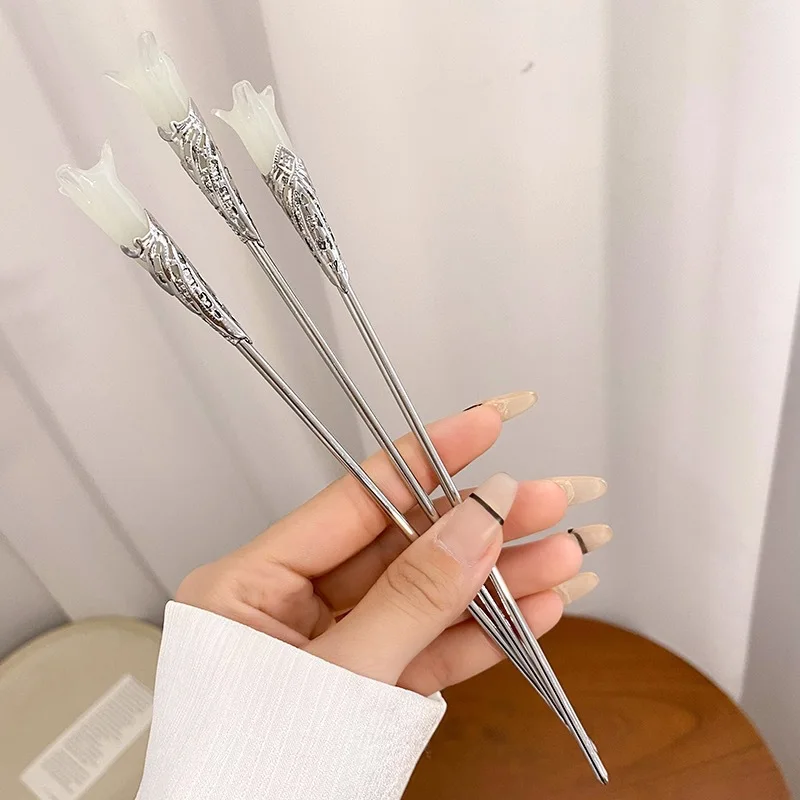 Женская металлическая заколка для