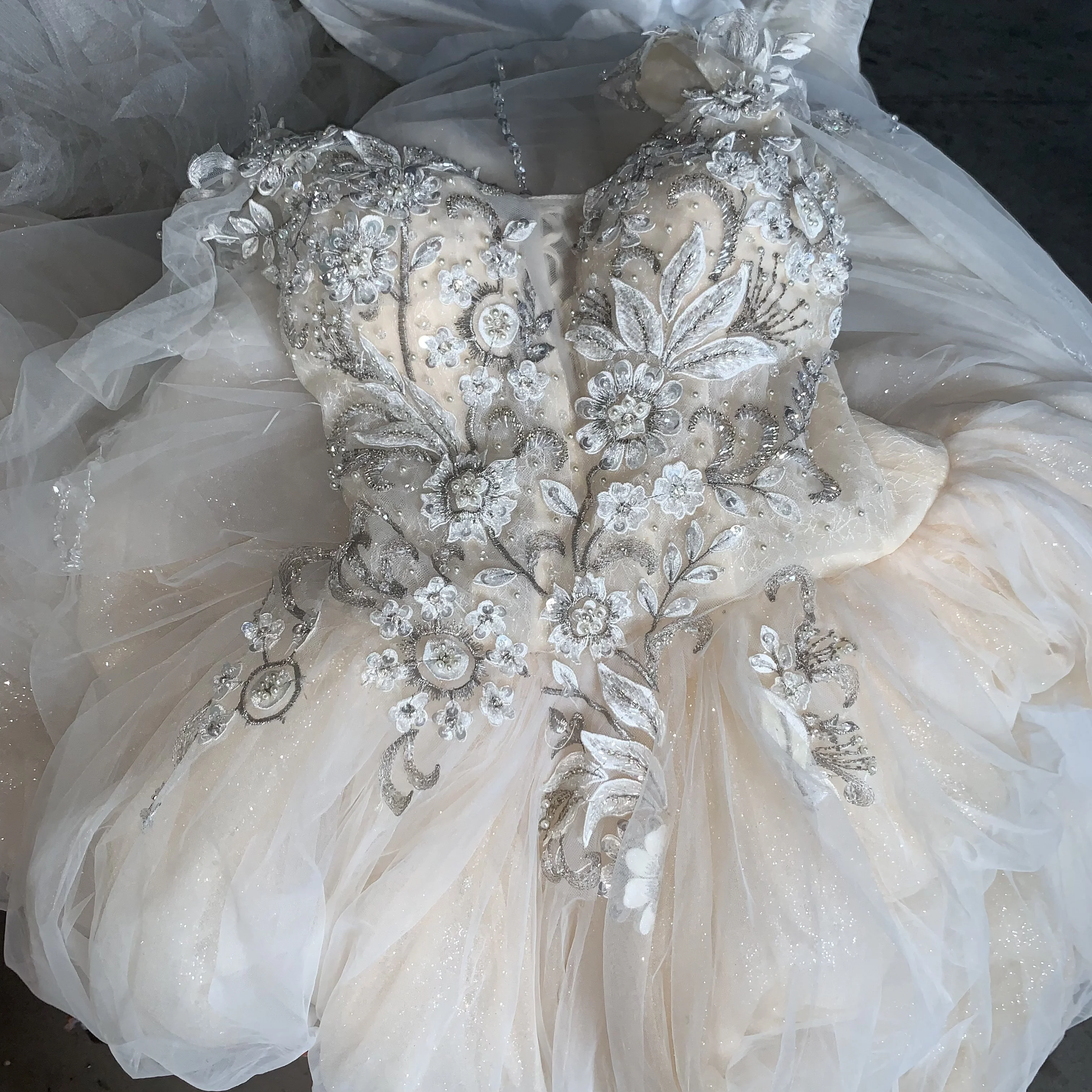 Second Hand Clothes Used Wedding Dresses Bridal Gowns Woman Ball Colourful  Used Party Dress Used Clothes Bales for Sale