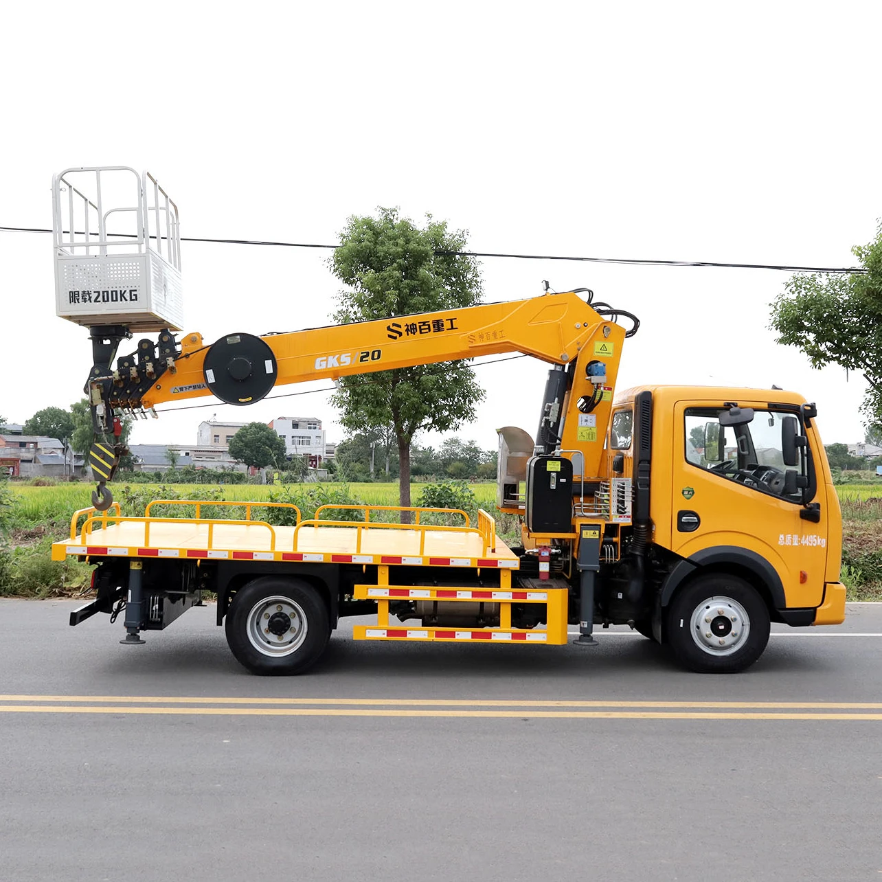 Dongfeng 4X2 Wrecker Towing Truck 8ton Telescopic Boom Crane Insulated Arm Aerial Work Truck