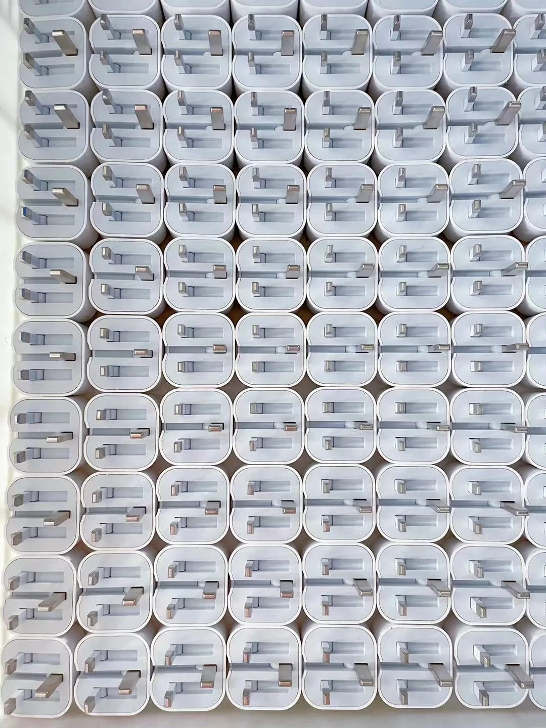 Original Uk Wall Charger Pd 20w Plug Power Adapter 20w Usb C Charging