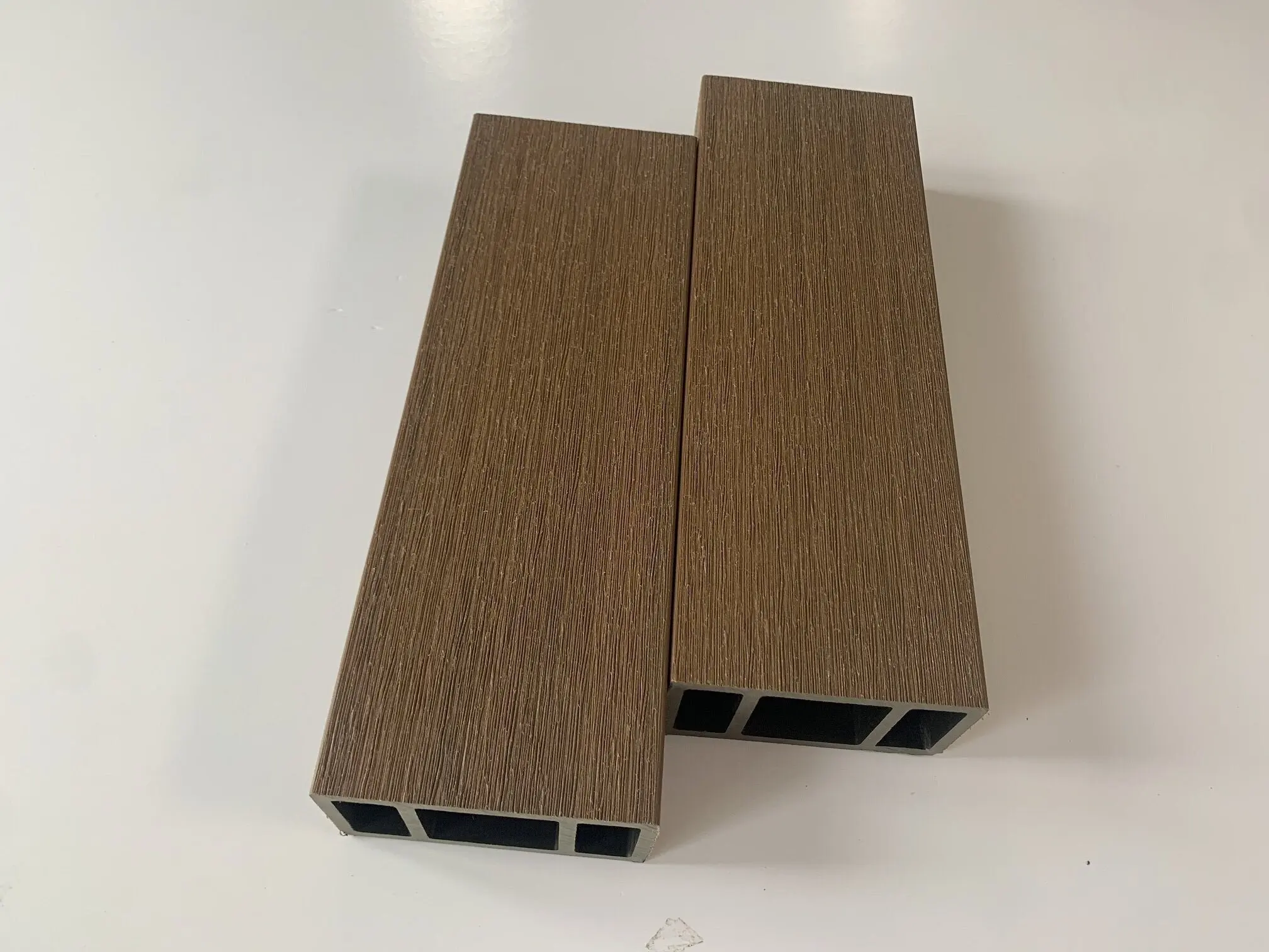 Co-extrusion WPC Wood Plastic Composite Beams Timber Tube for Exterior Wall Panels Decoration Co-extrusion WPC Wood Plastic Composite Beams Timber Tube for Exterior Wall Panels Decoration