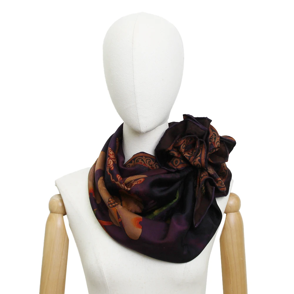 HEUGN SILK SCARF 希少品 美品 HEUGN SILK SCARF 希少品 美品 - メルカリ