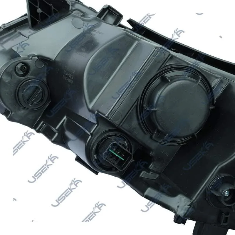 USEKA OEM 92101-2t000 92102-2t000 Wholesaler Car Headlamp