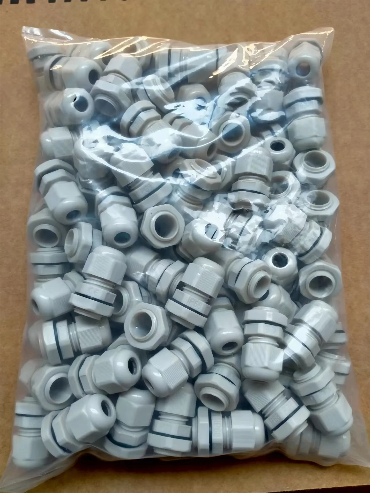 Hot Sale Pg7 Pg13.5 Pg9 Pg11 M12 M20 M25 Ip68 Nylon Waterproof Pulte ...