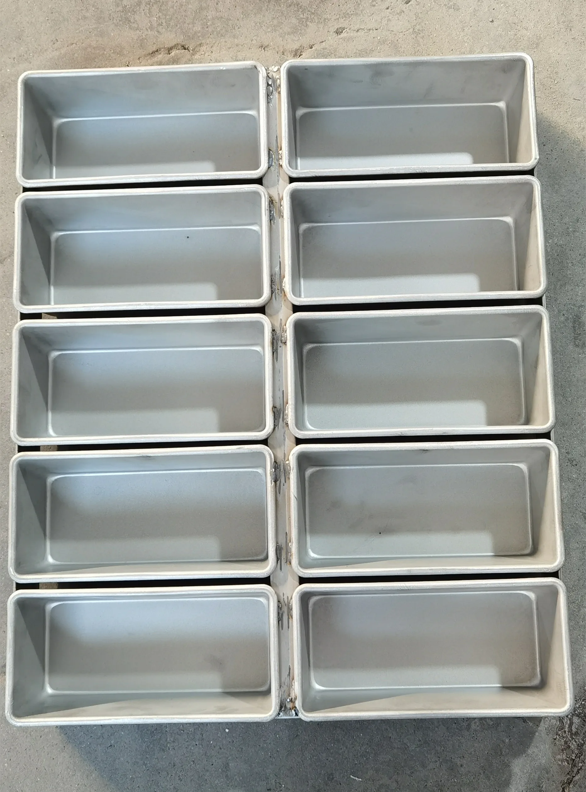 Customize Industrial Aluminized Steel Integral 5 Strap Bread Baking Loaf Pans Set Covers