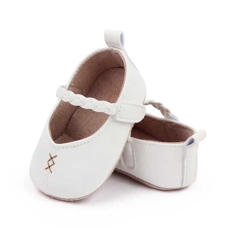Directly Factory Hot Selling Cheap Soft Sole Newborn Infant Baby Shoes for Girls supplier
