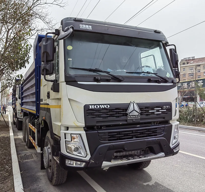 Sinotruk Howo Light Dump Truck CDW 4x2 Mini Air Suspension Euro 2 Diesel Fuel New Condition LOW Price