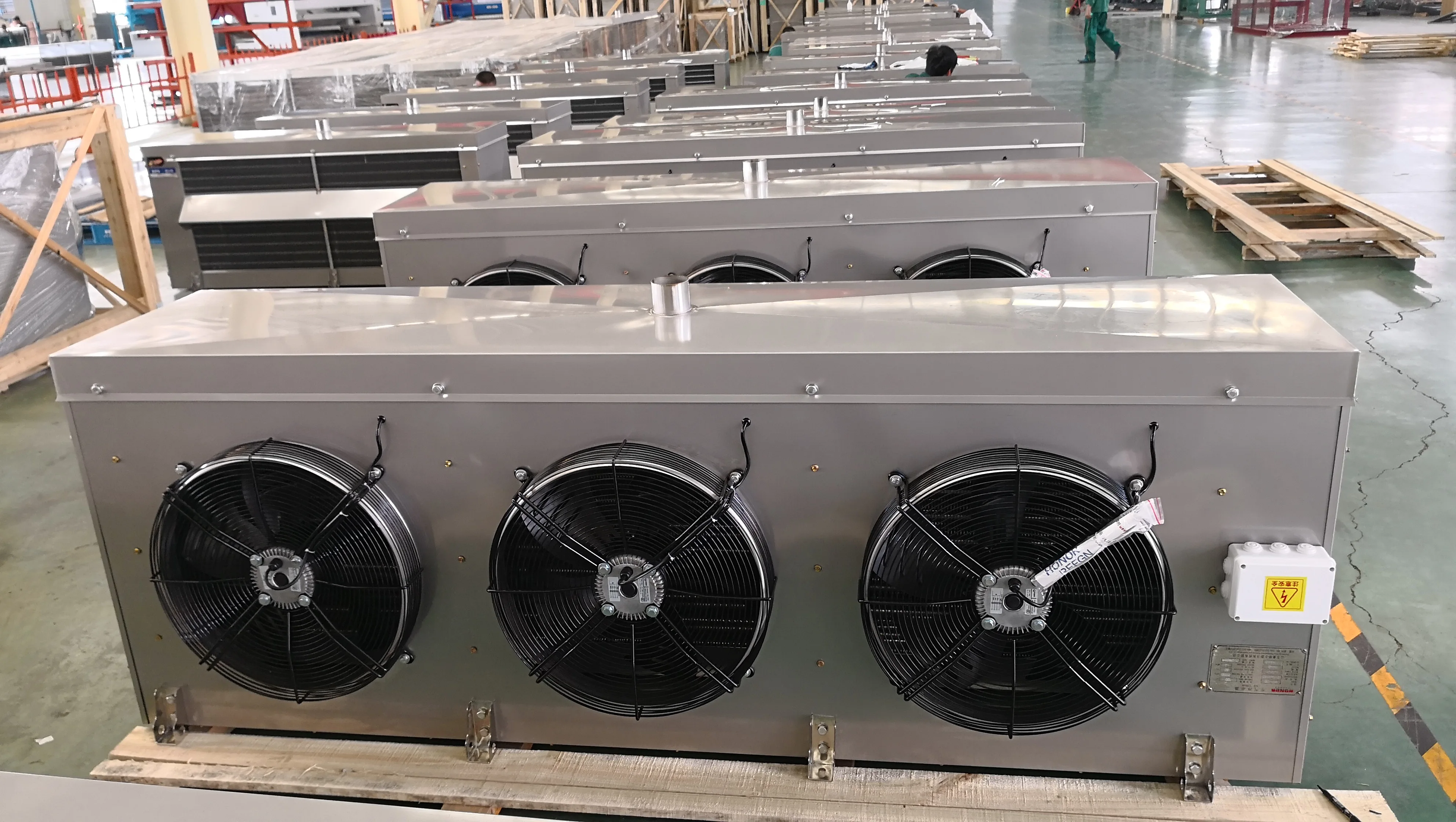 Quick freezer temperature control devicev Slaughterhouse cold storage roof air cooler