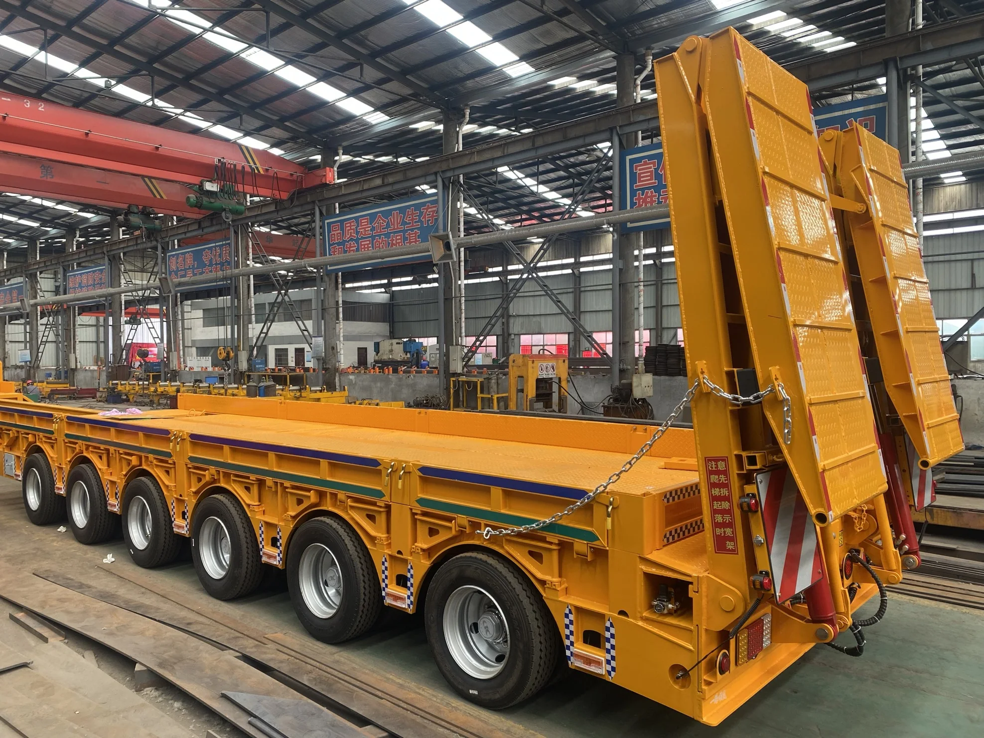 CIMC 3 AXLES AIR SUSPENSION FLATBED TRAILERS WITH ABS Low Bed Excavator Trailer Tow Truck Wrecker Tri Axle Flatbed Trailer