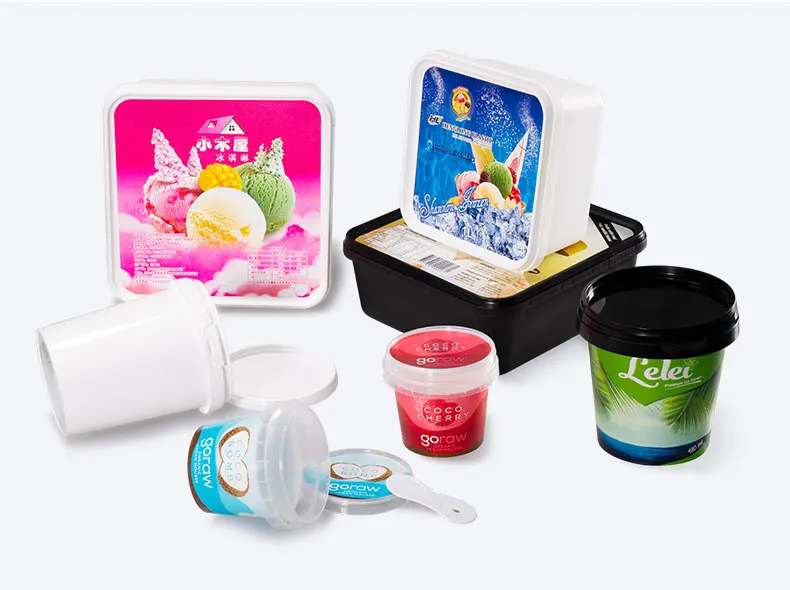 Ice cream plastic container with a volume of 1 L