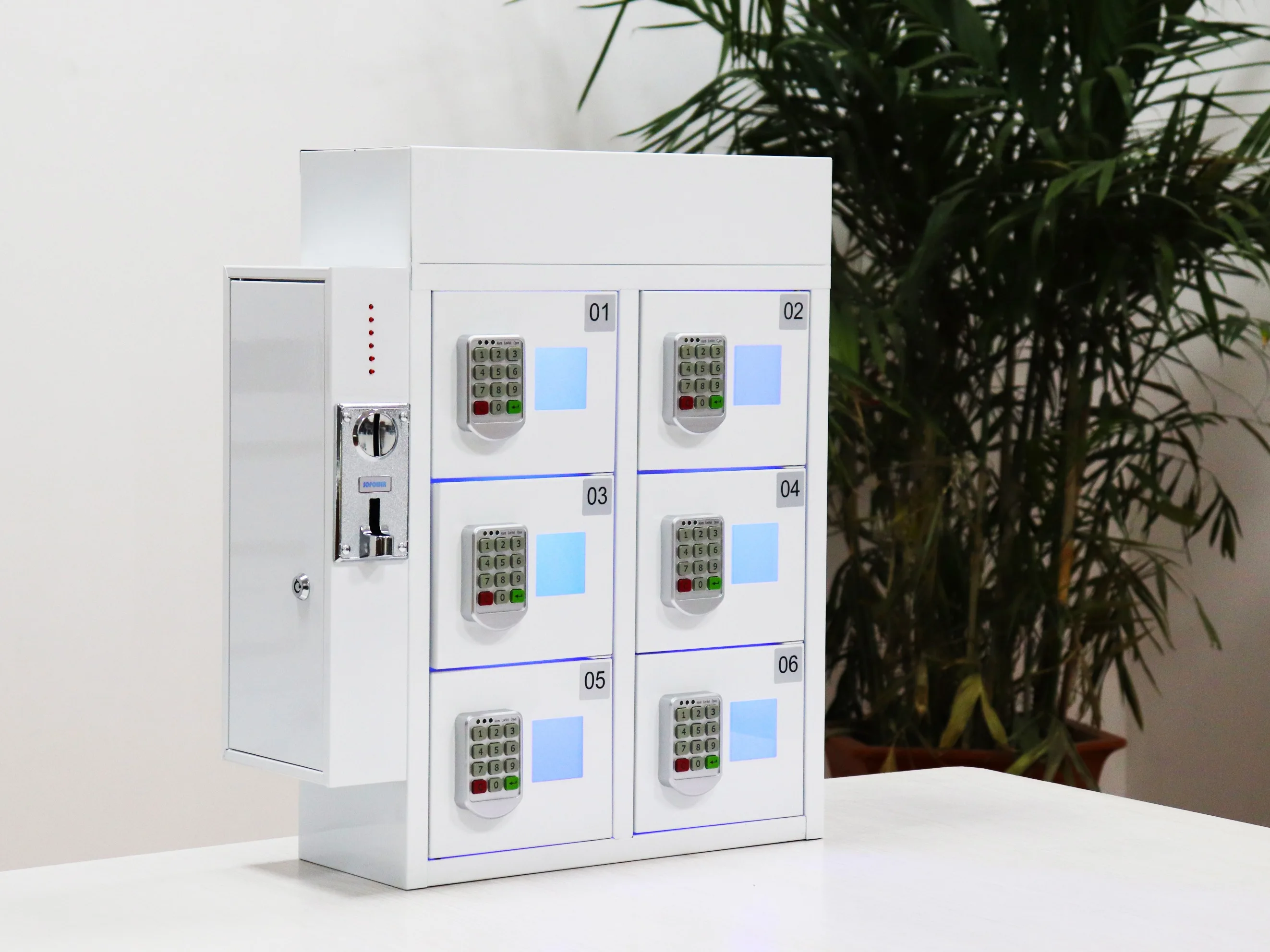 Metal Coin Operated Mobile Phone Charger Station Commercial Lockable