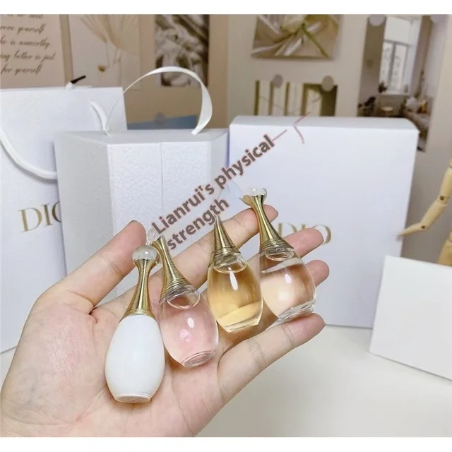 QAHLA Ms. Xiaodi's 4-Piece 5ml Genuine  Body Spray Set Sweet Fragrance Parfum with  Castle Gift Box