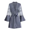 Gris jasmin