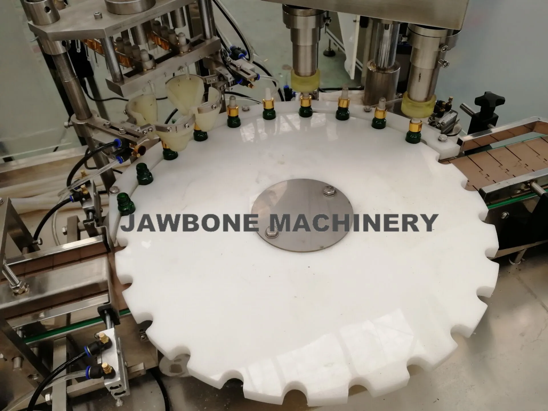 JB-Y4 лёгкая в управлении Автоматическая лак для ногтей масло для электронной сигареты эфирное масло продукция для заполнения, покрытия и машина