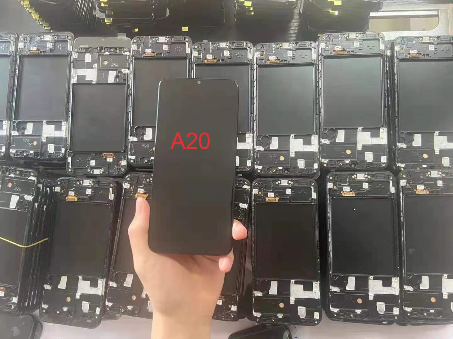 A20 LCD.jpg