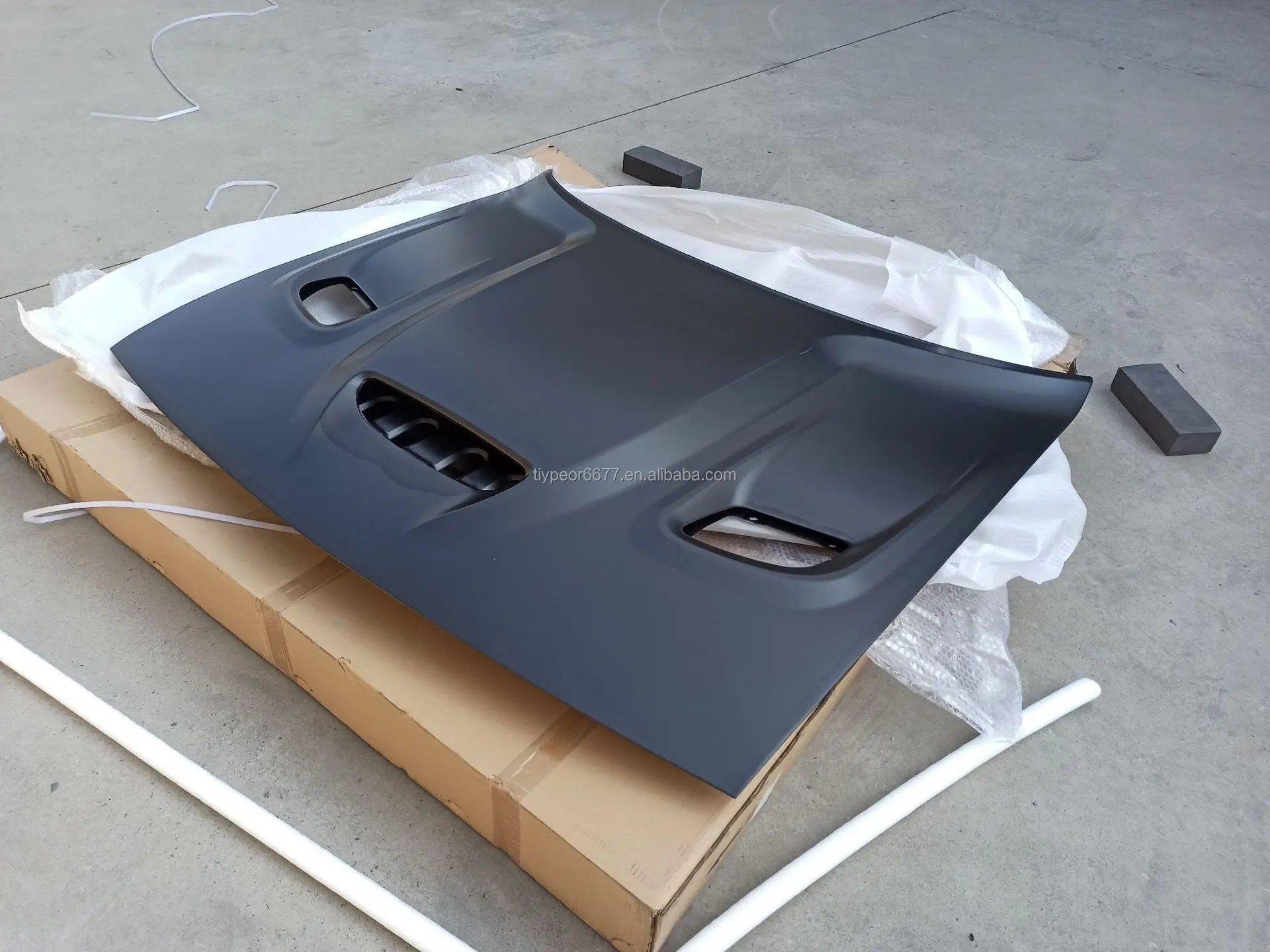 product tiypeor aluminum engine hoods for dodge challenger srt hellcat 2015   2021 racing engine hood cover new replacement bonnet-5