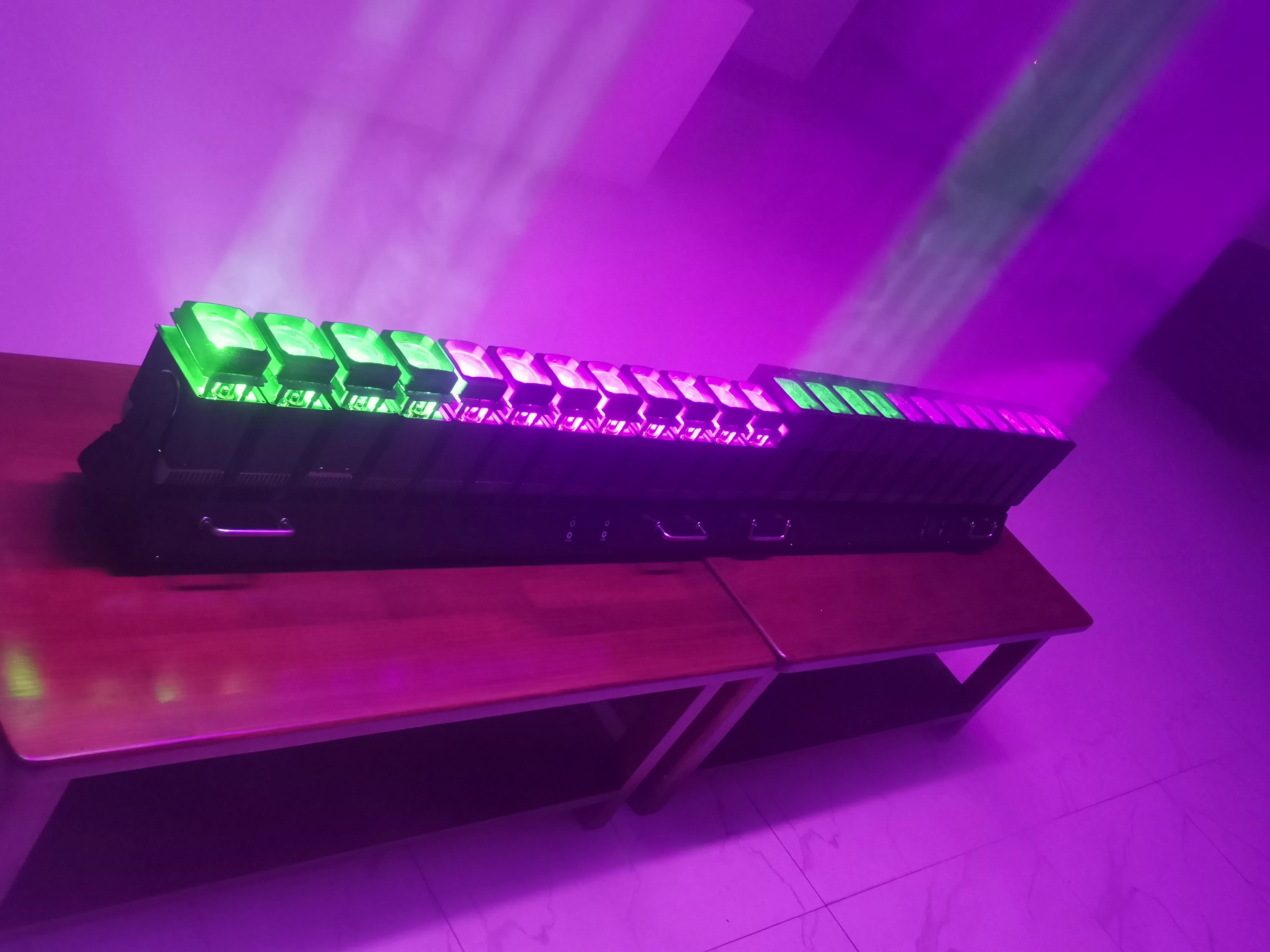 12x60w RGBW 4in1 LED Pixel Wave Bar Moving Head - GBR-PW1260B