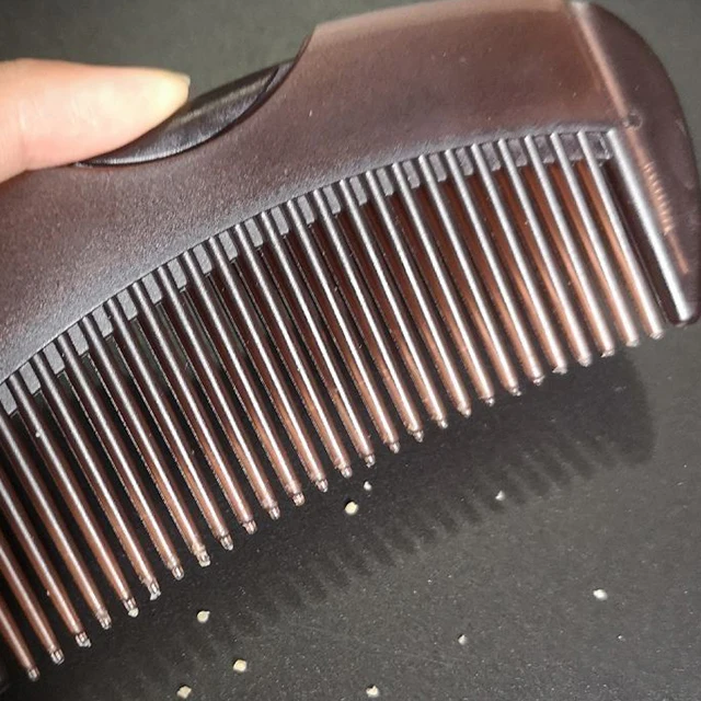 Women Dandruff Comb With Button Scraping Handle Remove Lice Hollow Tooth Hairbrush Scalp Care Massage Dandruff Removal Comb
