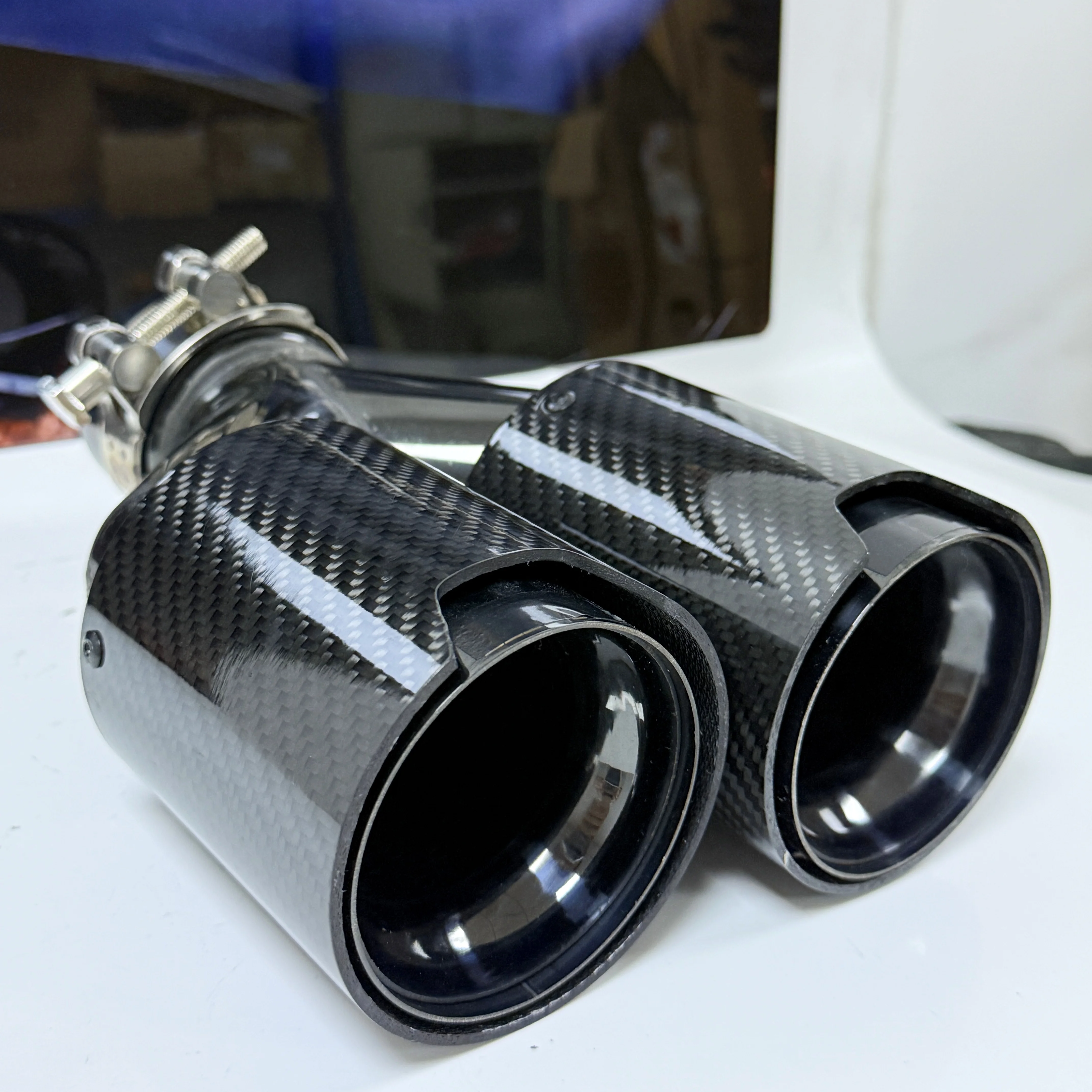 F10 535i 2015 Black Carbon Fiber M Performance Style Quad Muffler Exhaust Tips Pipes for BMW