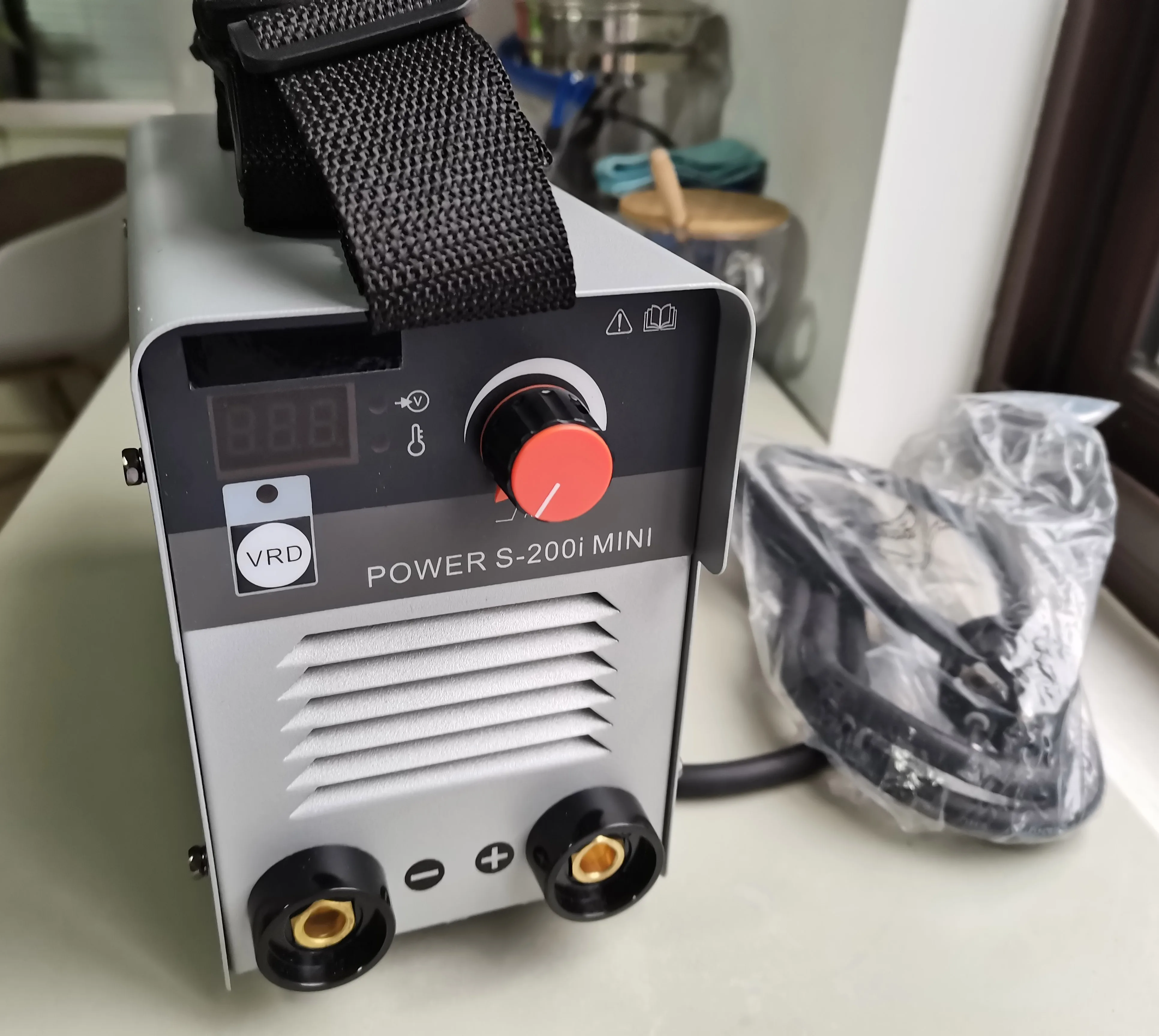 FENGLING 200A IGBT Inverter MMA Portable MINI ARC Welding Machine Welder factory