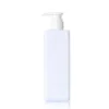 Bouteille blanche avec pompe blanche