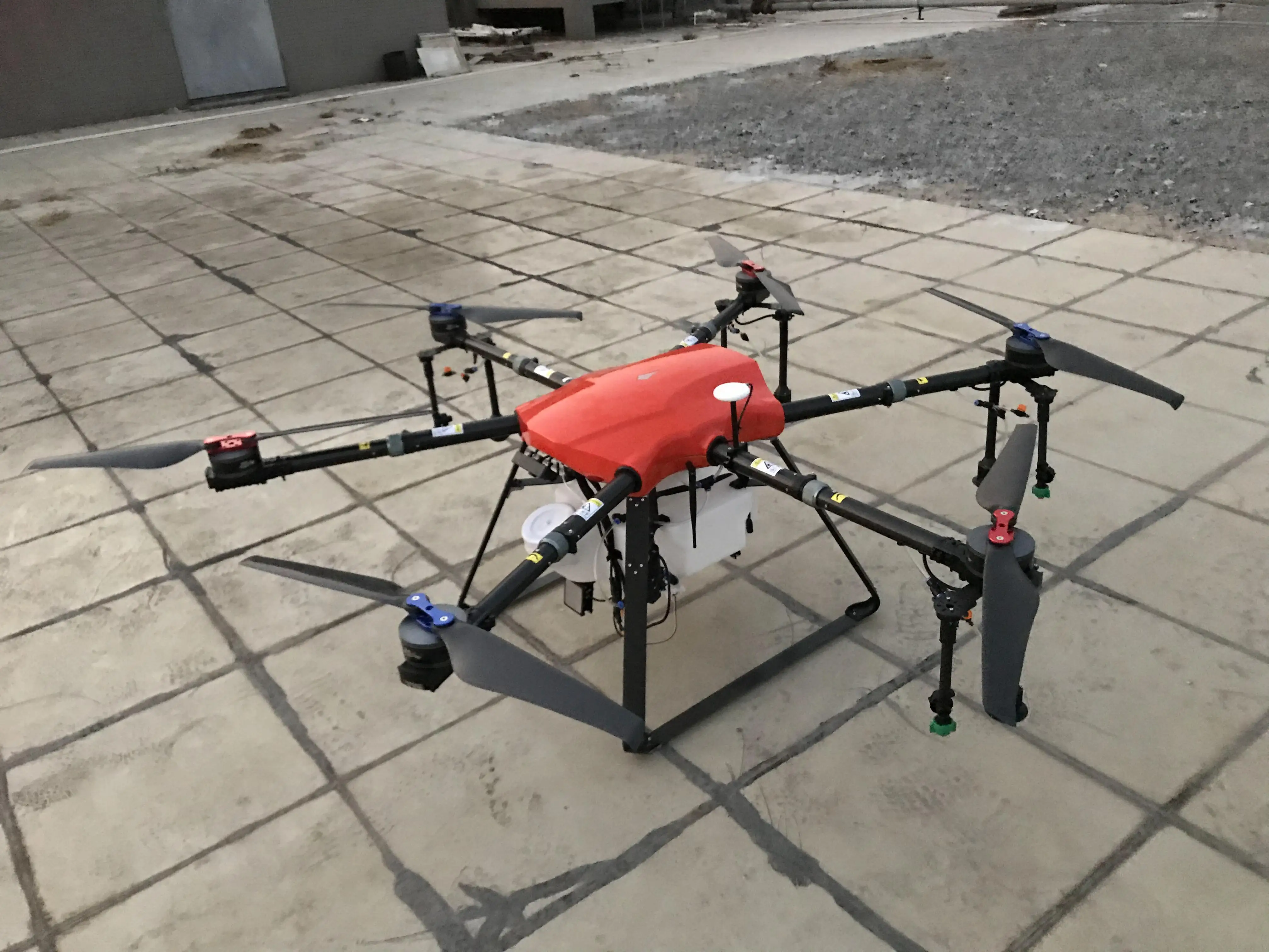 AVIC UAV бренд 30L надежный сельскохозяйственный распылитель Дрон/беспилотный беспилотник с дистанционным управлением сельскохозяйственный распылитель для распыления пестицидов