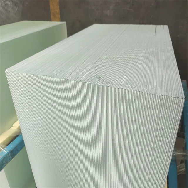 Brazil's Hot Selling Prismatic Water Heater Glass with Iron Content Less Than 150ppm