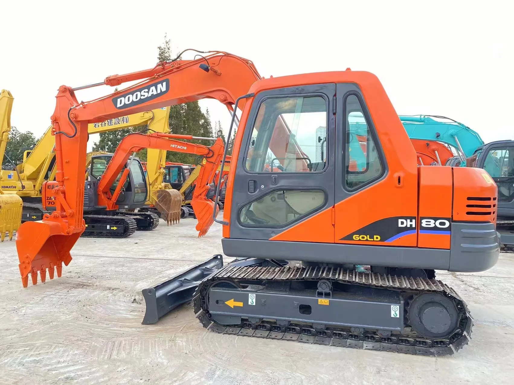 Used Doosan Dx60 DH60 Mini Excavator Original Doosan Dx60-9 DH60 DX55 ...
