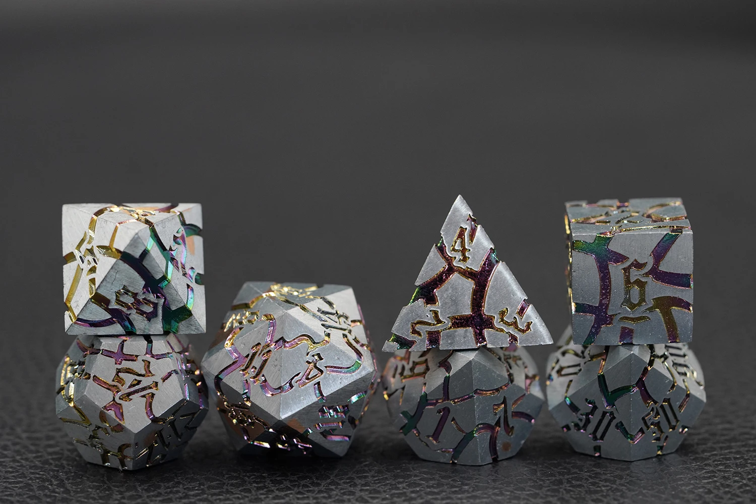 New Design 7pcs Crack Metal Gradient Colorful Polyhedral Dice Set DND Games Usage manufacture