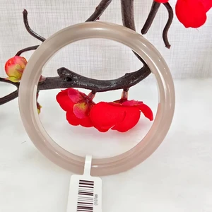 Elegant and Stylish Agate Bracelet Fashionable Bangles