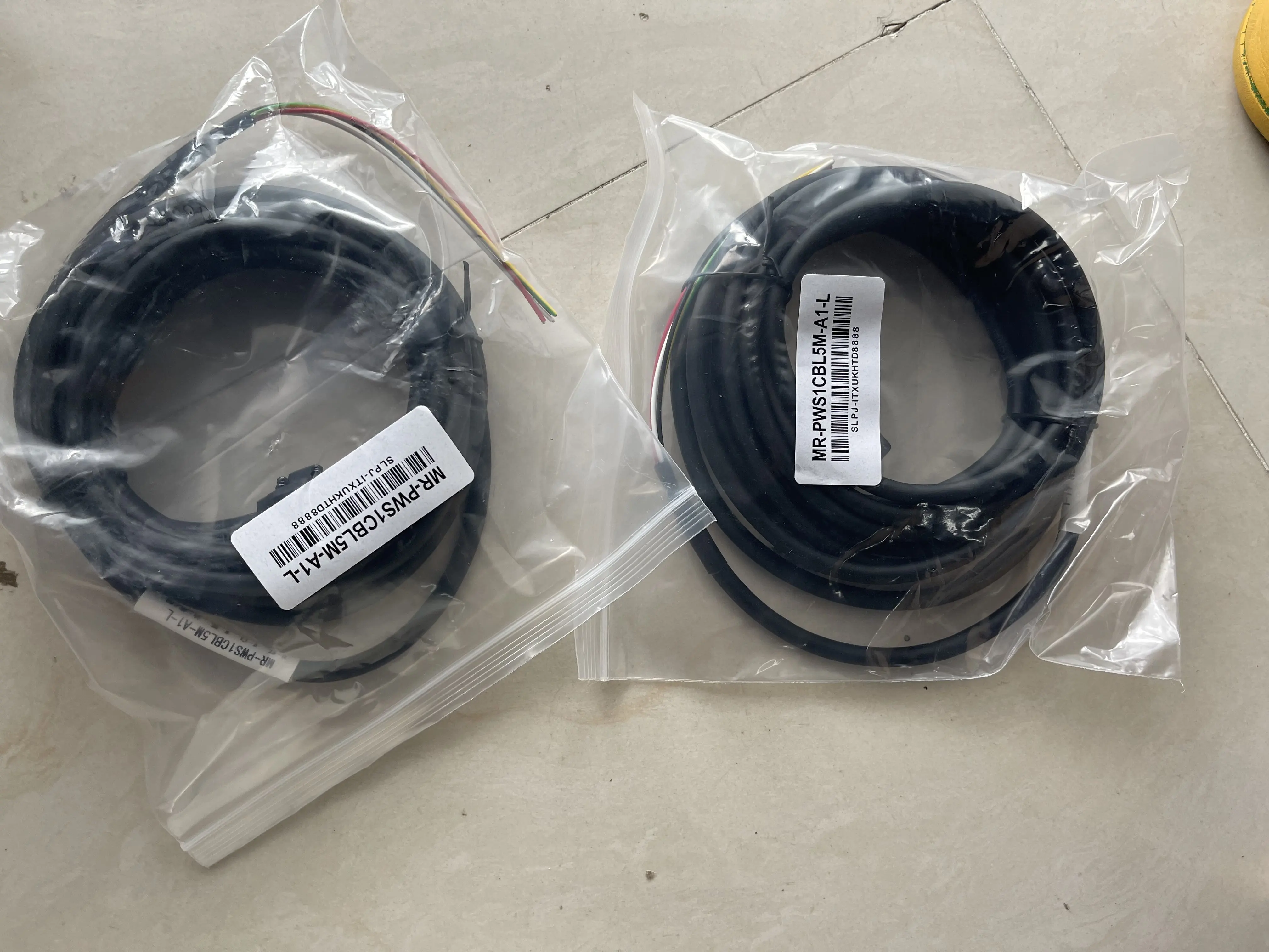 MITSUBISHI Servo Power Cable MR-PWS1CBL5M-A1-L