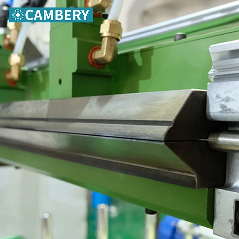 Автоматическая подача горячего клея горизонтальная машина для обертывания профилей ДВП пленки