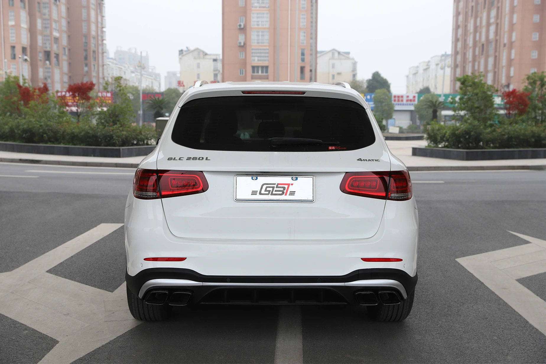 gbt车身套件包括2020梅赛德斯-奔驰glc w253车型的前后保险杠和格栅