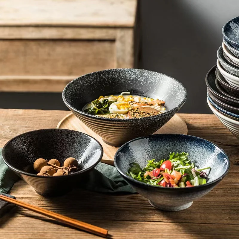 Set Di 4 Ciotole Per Ramen Giapponesi – 1200 Ml Con Bacchette E Cucchiai, In Melamina Infrangibile