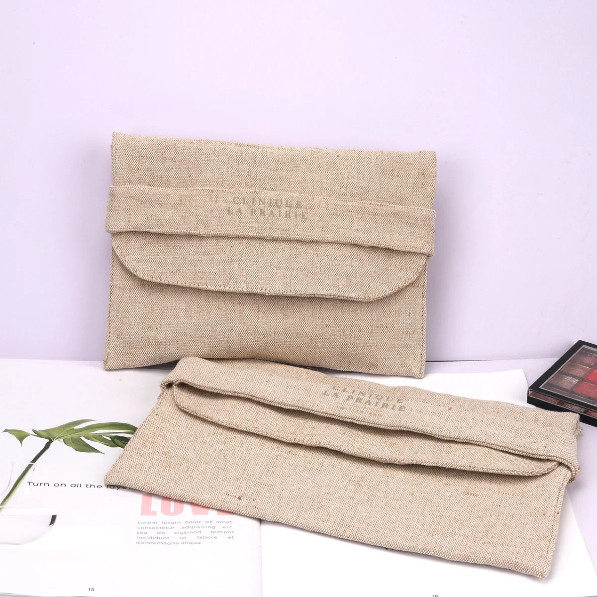 2023 New Design Thick Canvas Envelope Dust Bag for Gift Tableware Packing Custom Logo Printed Natural Cotton Flap Pouch