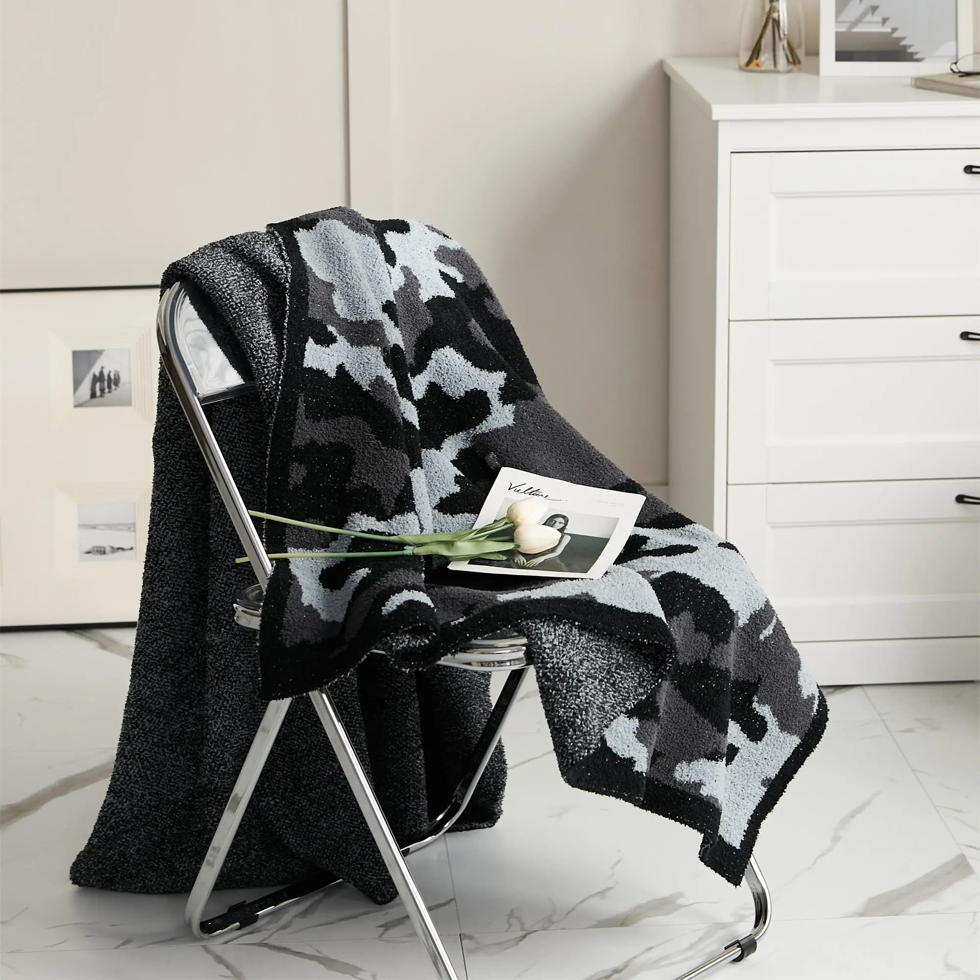 ALN Soft Custom 100% Polyester Leopard Jacquard Knitted Throw Blanket Wholesale Low MOQ factory