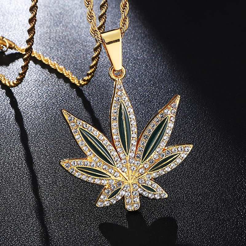 Ice Out Kalung Liontin Daun Maple Untuk 